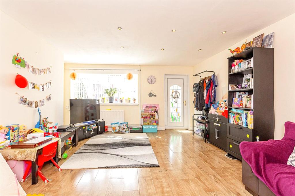 Finchale Terrace, Jarrow, Tyne and... 3 bed terraced house £115,000