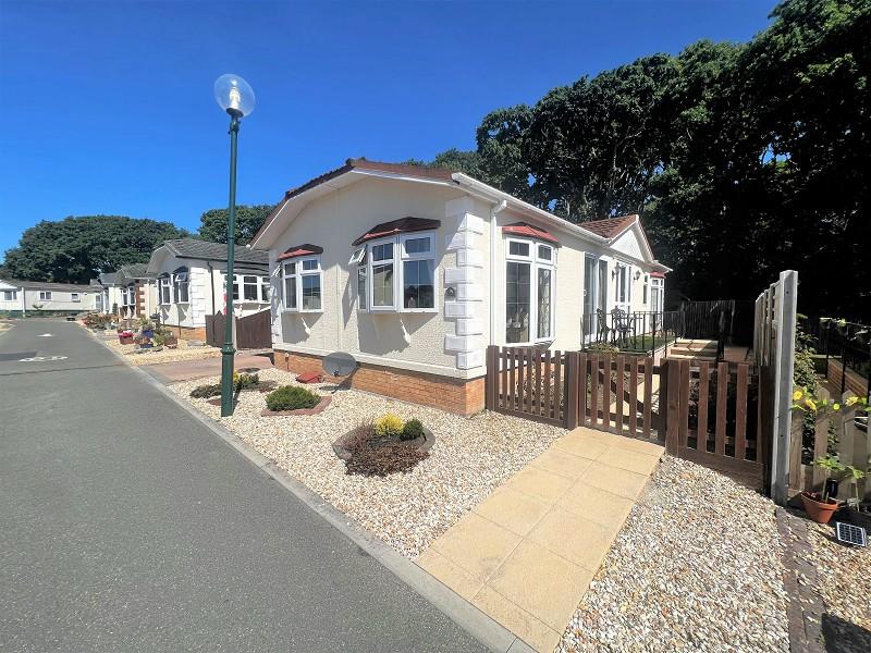 Woodlands Park, Stopples Lane, Hordle, Lymington, Hampshire. SO41 0JB 2