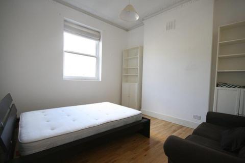 1 bedroom flat to rent, Barons Court Road, London, W14