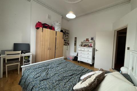 1 bedroom flat to rent, Barons Court Road, London, W14