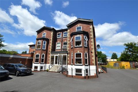 Bridgenorth Avenue, Urmston, Manchester, Greater Manchester, M41