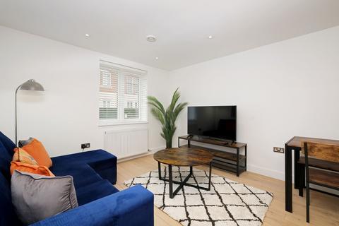 1 bedroom apartment to rent, 360 Egham Carta Hse 01