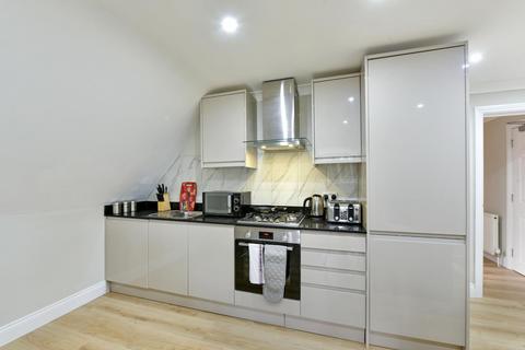 1 bedroom apartment to rent, CG Deanway 07