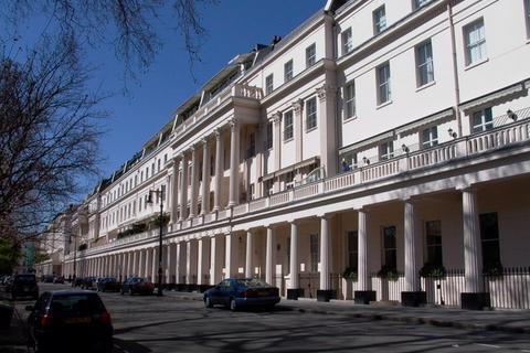 3 bedroom flat to rent, Eaton Square, Belgravia, SW1W