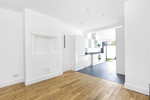2 bedroom flat for sale, Wandsworth Bridge Road, London, SW6