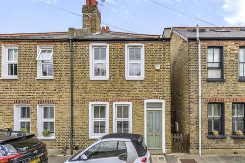 2 bedroom semi-detached house for sale - Gomer Gardens, Teddington, TW11