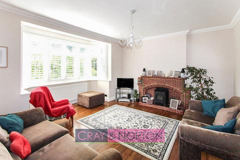 11 Upfield, Croydon, CR0 5DR