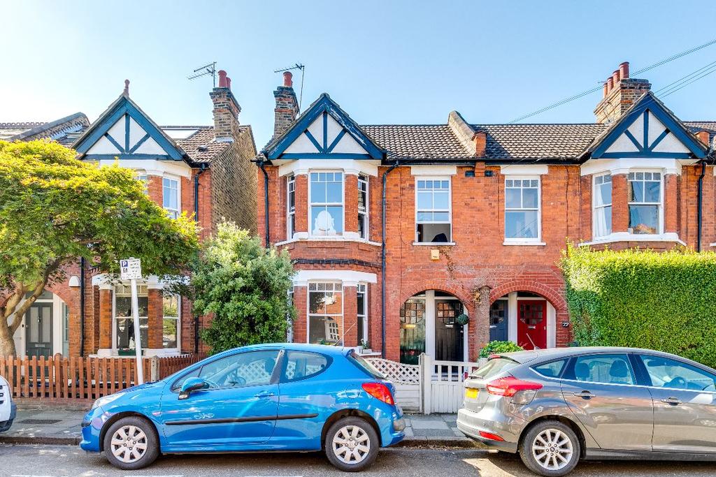 Godstone Road, St Margaret's 2 bed £639,950