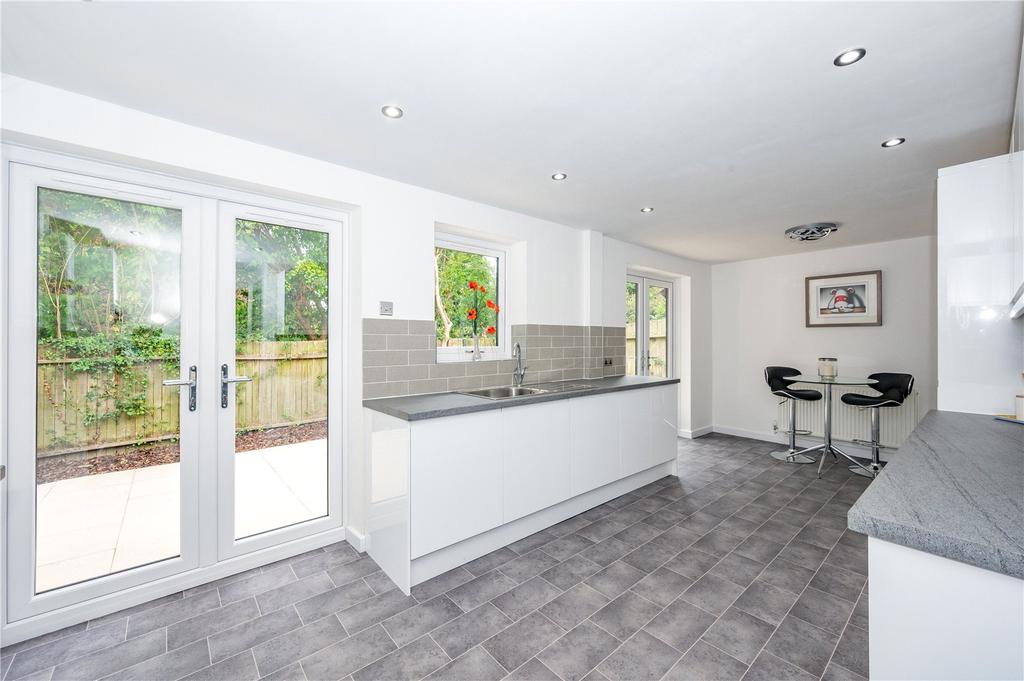 Eldersfield Close Church Hill North... 3 bed bungalow £380,000