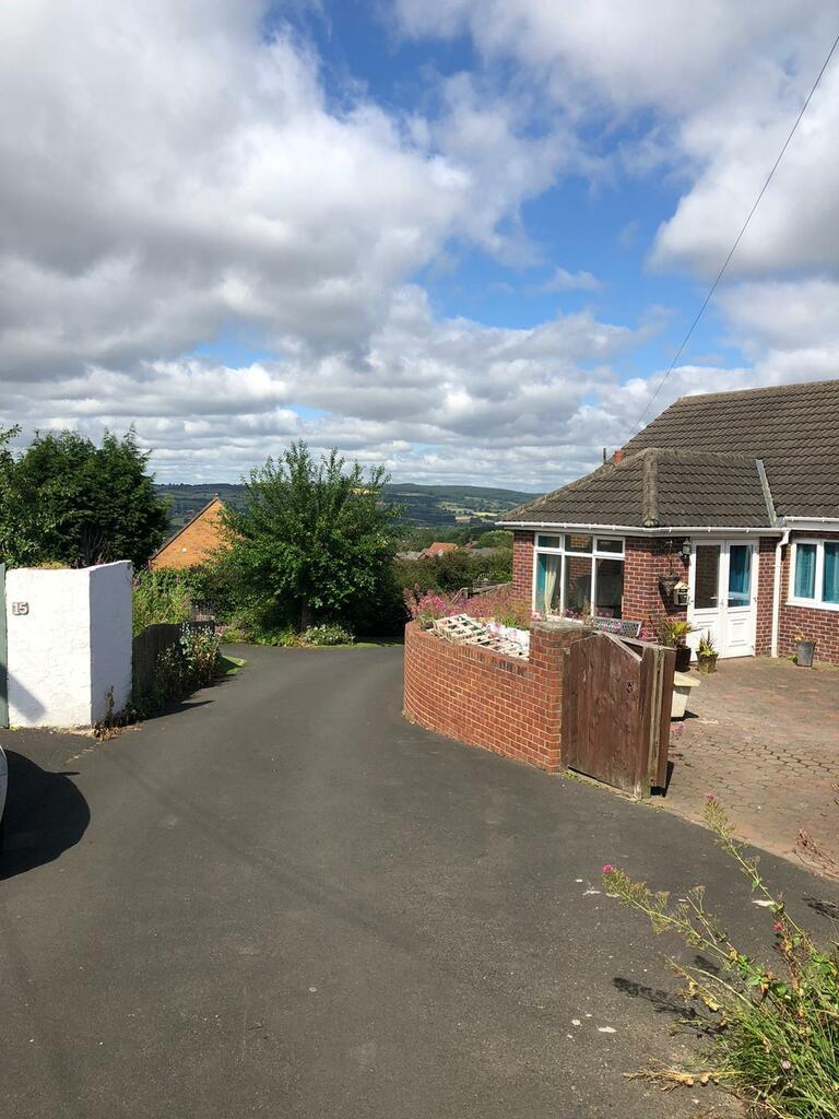 Driveway 1.jpeg