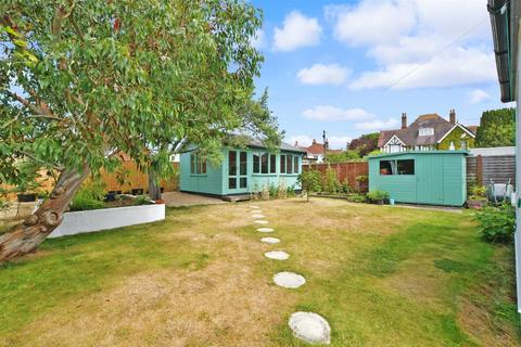 3 bedroom cottage for sale - Granville Rise, Totland Bay, Isle of Wight