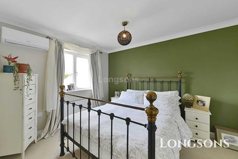 21 Adcock Road, Watton, Thetford, IP25 6NX
