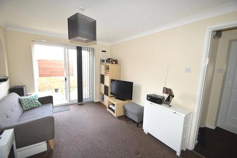 1 bedroom end of terrace house to rent, Pearl Gardens, Slough, Berkshire, SL1