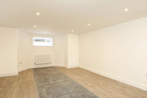 81a Boston Manor Road, Brentford, TW8 9JQ
