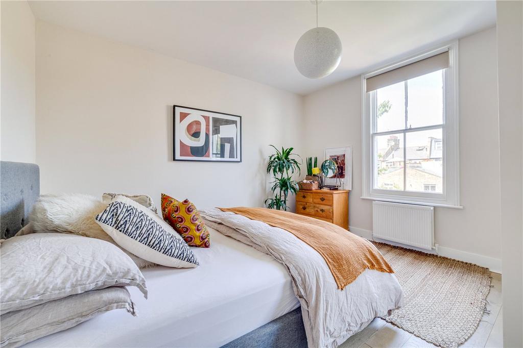 Anselm Road, Fulham, London, SW6 1 bed apartment £1,950 pcm (£450 pw)