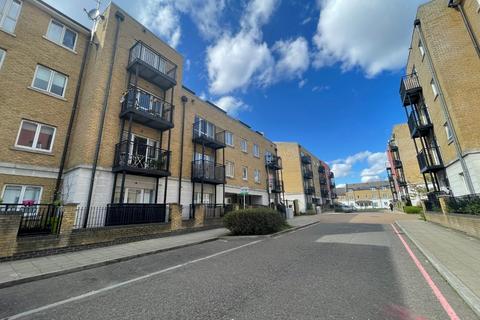 2 bedroom apartment to rent, Candle Street, Stepney Green, E1