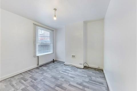 78 Lloyd Road, London, E17 6NR