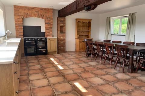 5 bedroom barn conversion to rent, * TALEWATER * TALATON *