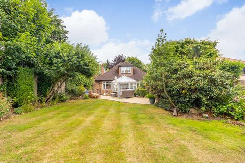 48 Beacon Way, Rickmansworth, WD3 7PE