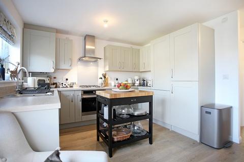 16 Vanguard Way, Moreton-in-marsh, GL56 0FN