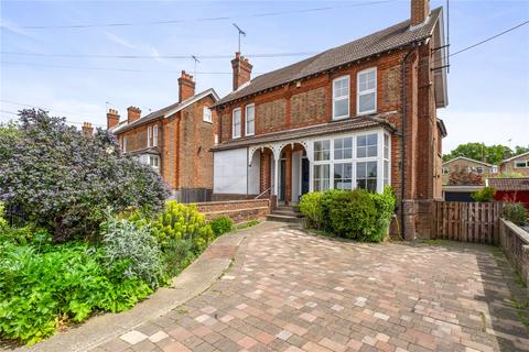5 bedroom semi-detached house for sale - Mill Road, Burgess Hill, West Sussex, RH15