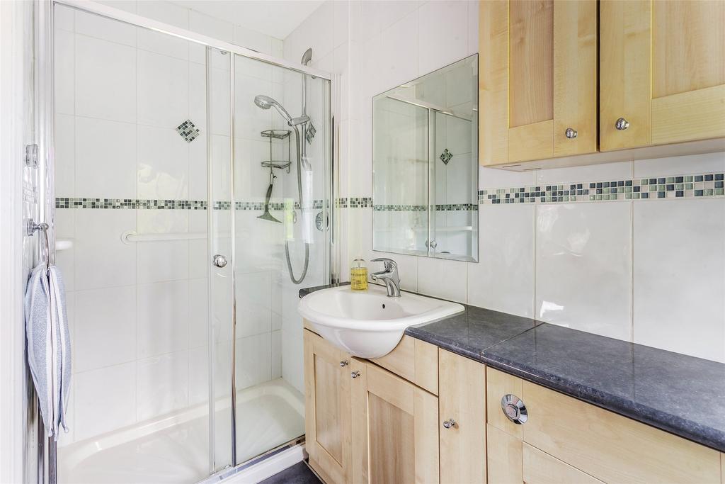 En Suite Bathroom