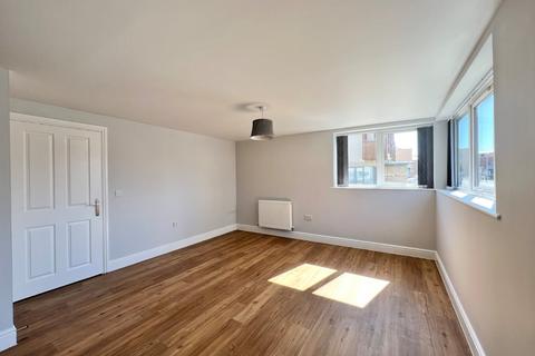 2 bedroom apartment to rent, Newfoundland Way, Portishead, Bristol, BS20
