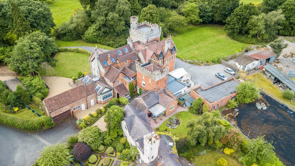 Penn Lane, TanworthinArden 4 bed manor house for sale £700,000