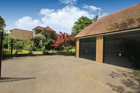 3 bedroom detached house for sale, Three Cups, Heathfield
