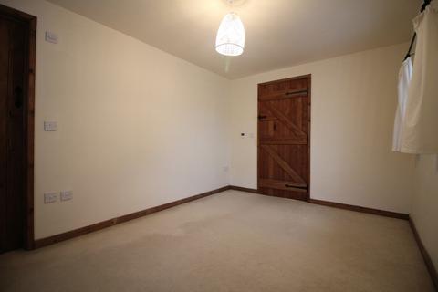 4 bedroom barn conversion to rent, East Cowton, Northallerton