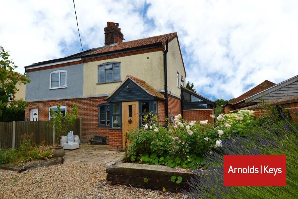 Cromer Road, Lower Gresham 2 bed semidetached house £325,000
