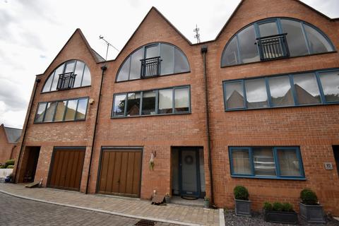11 The Ropery, Lincoln, LN1 1EL