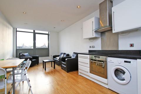 2 bedroom apartment to rent, Gallery Apartments, Commercial Road, Whitechapel, London, E1