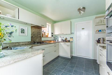 28 Springvale Road, Kings Worthy, Winchester, SO23 7LZ