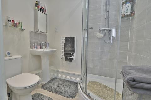 49 Bakery Close, Romford, RM6 5AN