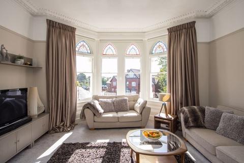 2 bedroom apartment for sale - Stanwell Road, Penarth