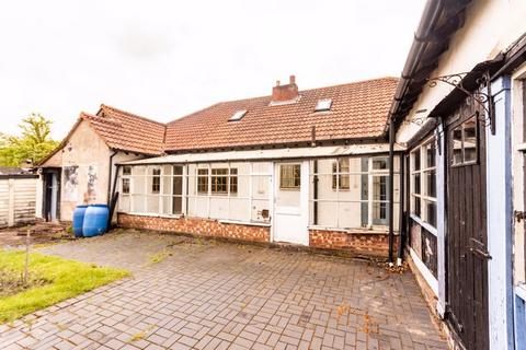 15 Beecroft Avenue, Lichfield, WS13 7EZ