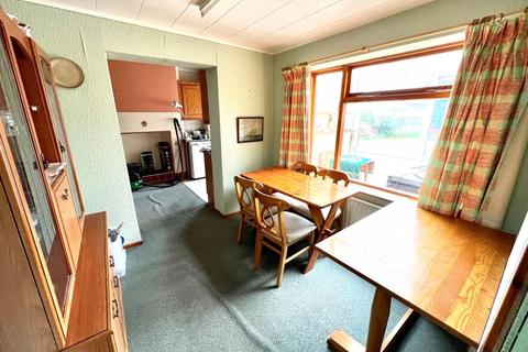 144 Lichfield Road, Bloxwich, Walsall, WS3 3BJ