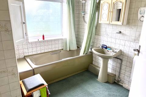 144 Lichfield Road, Bloxwich, Walsall, WS3 3BJ