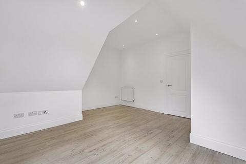 2 bedroom apartment for sale - Brighton Road, Purley