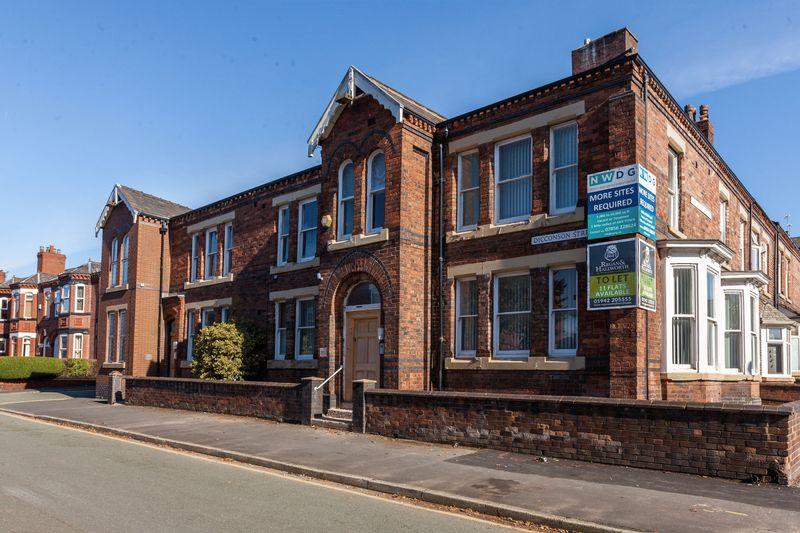 Flat 2, Dicconson Street, Wigan, WN1 2AS 1 bed apartment £465 pcm (£