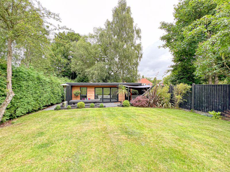 Westwood Road, Sutton Coldfield, B73 6UH 5 bed detached house £700,000