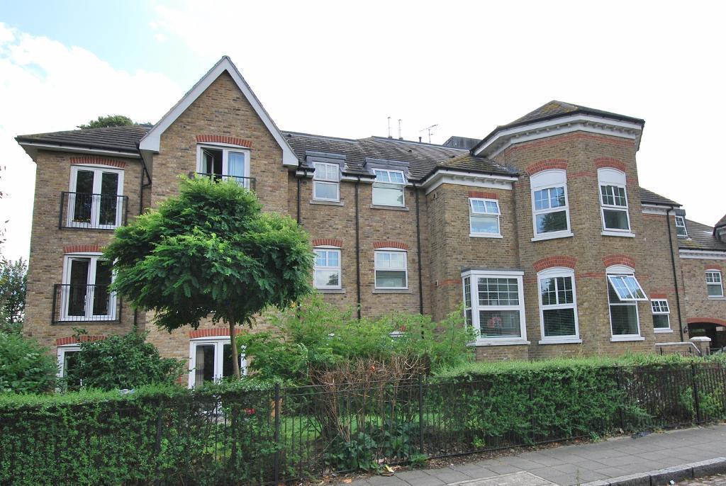 Golden Manor, Hanwell, London, W7 3EG 2 bed flat £1,500 pcm (£346 pw)