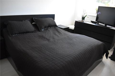 undefined, Wash Common, Newbury, Berkshire, RG14