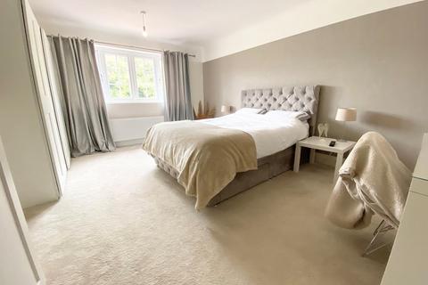 26 Brooks Road, Formby, Liverpool, L37 2JL