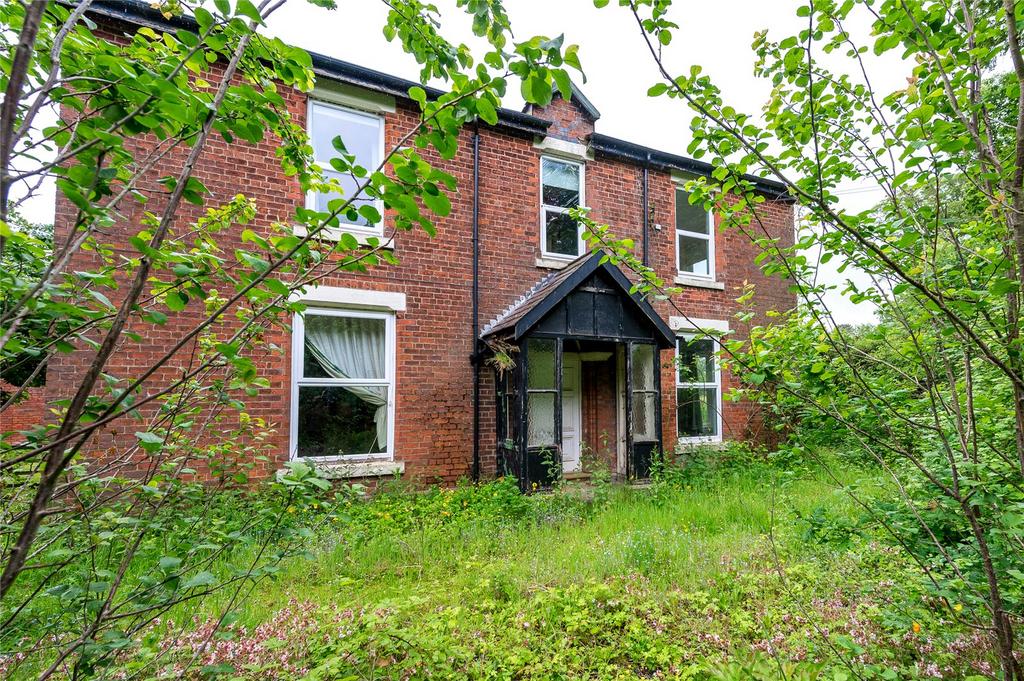 Broughton, Preston PR3 5 bed detached house for sale £850,000