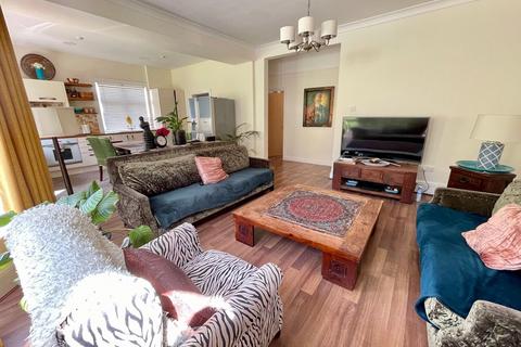 4a Dunkeld Road, Bournemouth, BH3 7EN