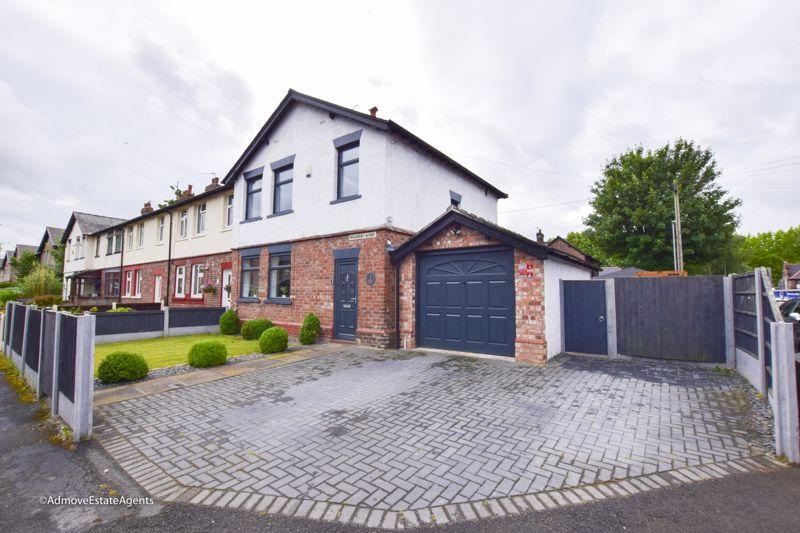 Broadbent Avenue, Warrington 3 bed semidetached house £260,000