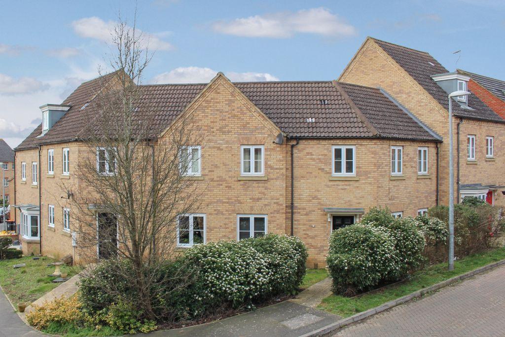 Sandpiper Way, Leighton Buzzard LU7 4SS 3 bed terraced house for sale