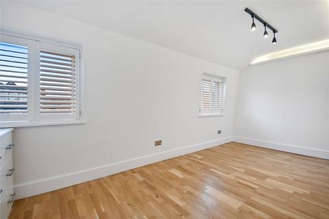 111 Devonport Road, London, W12 8PB